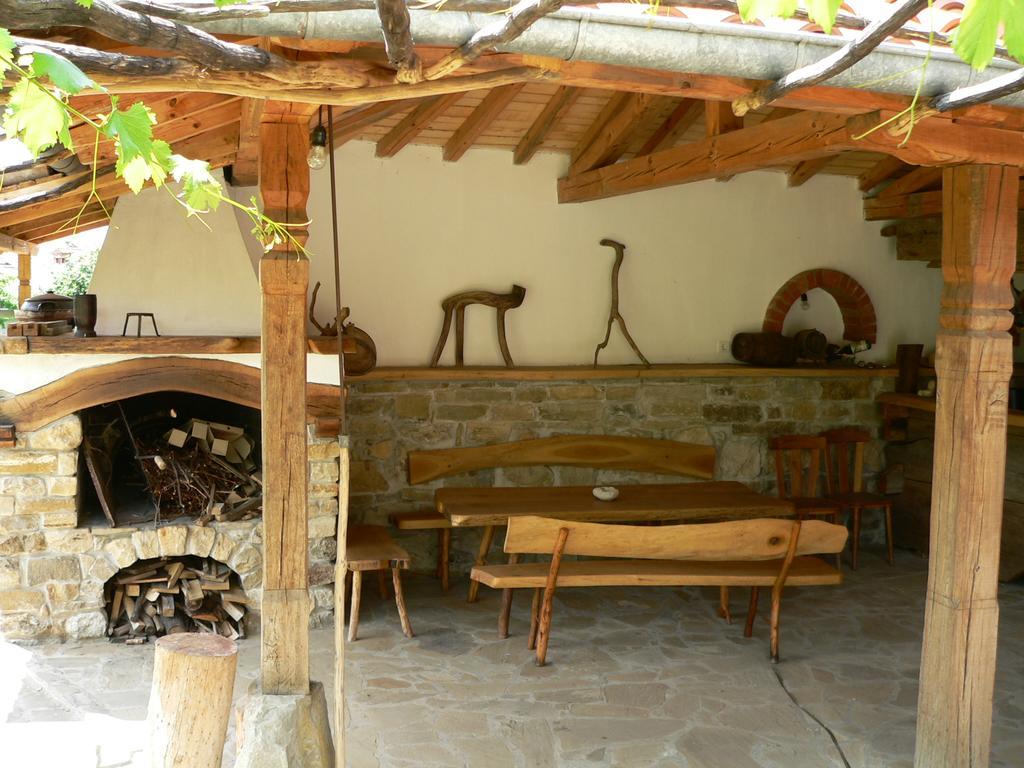 Hotel Pri Chakara 2*